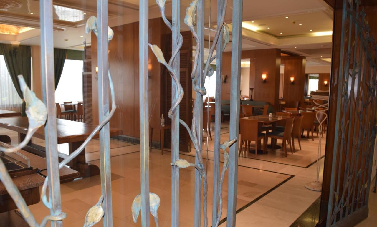 Hotel Olympia Palace Olümpia Kültér fotó
